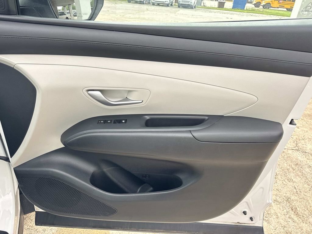 Used 2025 Hyundai Tucson SEL FWD image 25