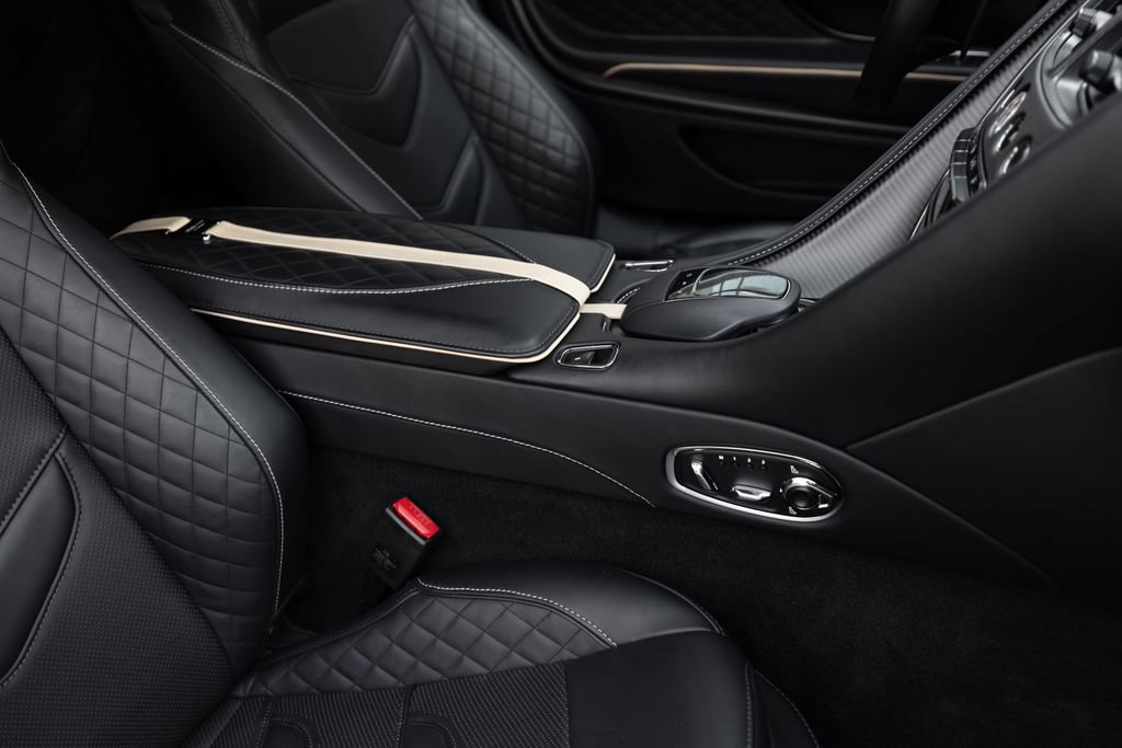 Used 2023 Aston Martin DBS Superleggera Volante RWD image 24