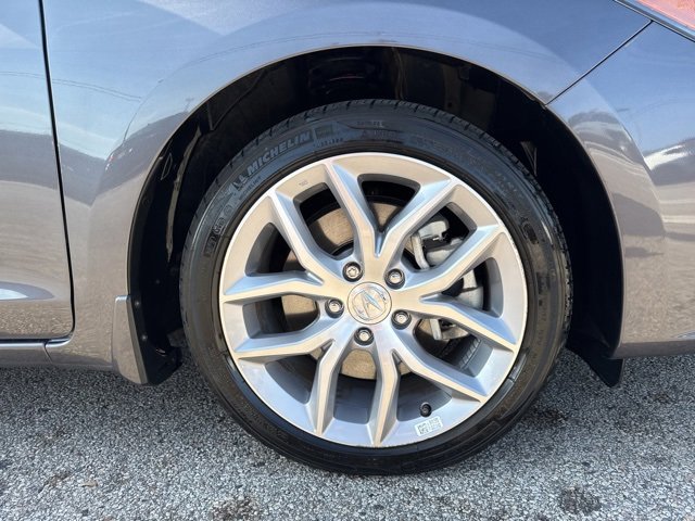 Used 2019 Acura ILX image 9