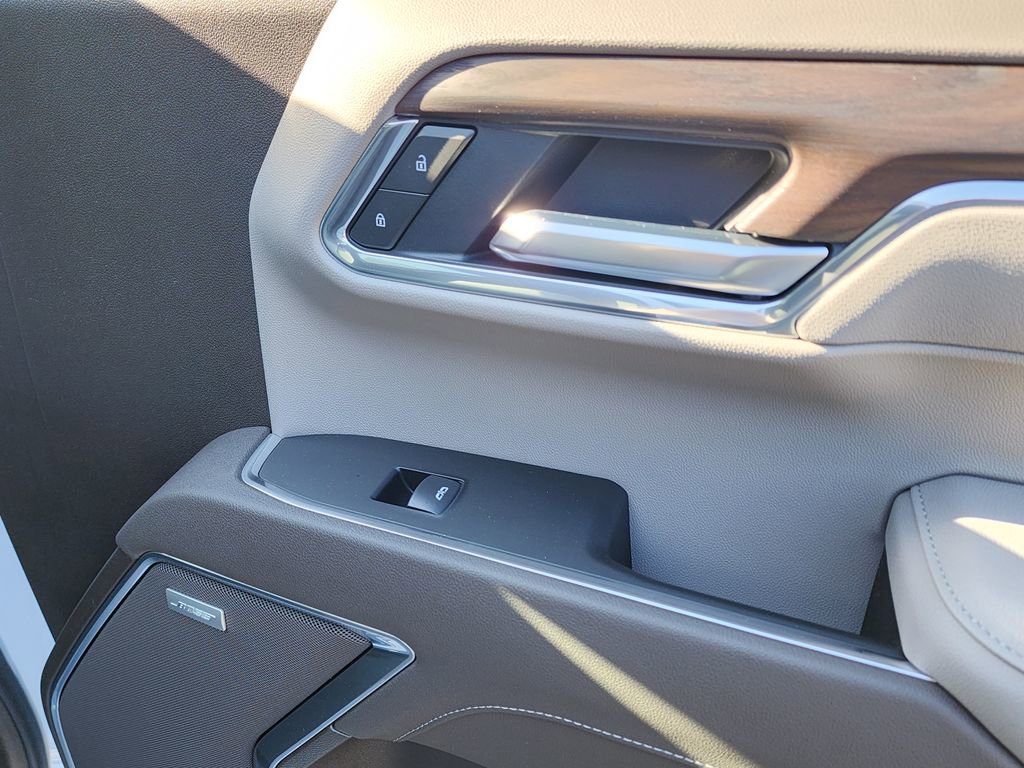 New 2026 GMC Sierra 1500 SLT image 38