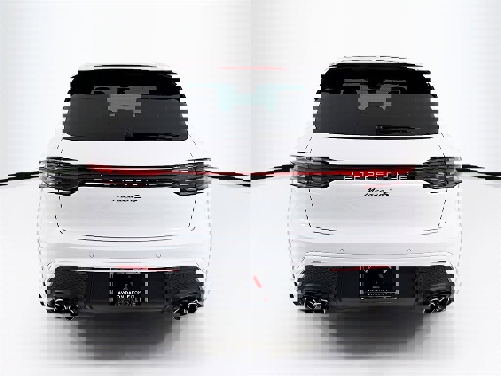 New 2026 Porsche Macan S image 10