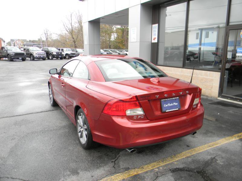 Used 2012 Volvo C70 T5 w/ Climate Pkg FWD image 11