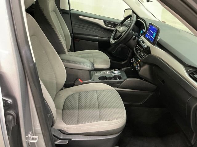 Used 2022 Ford Escape SE FWD image 19