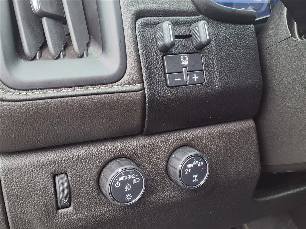 Used 2021 GMC Canyon Denali image 27