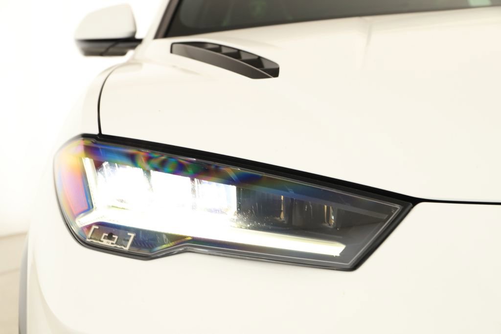 Used 2023 Lamborghini Urus Performante image 46