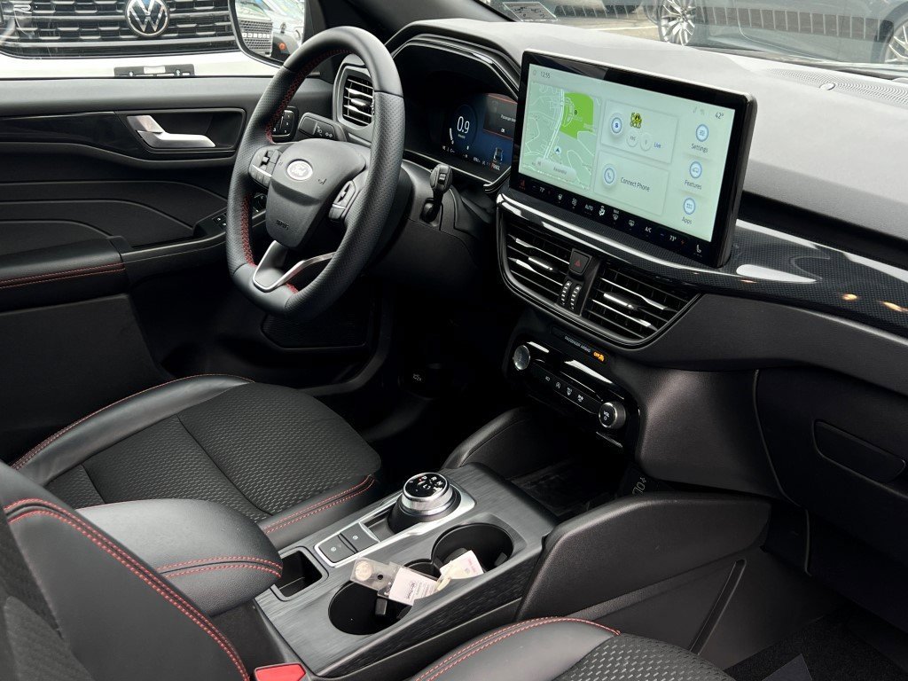 Used 2025 Ford Escape ST-Line Select w/ Tech Pack #2 image 10