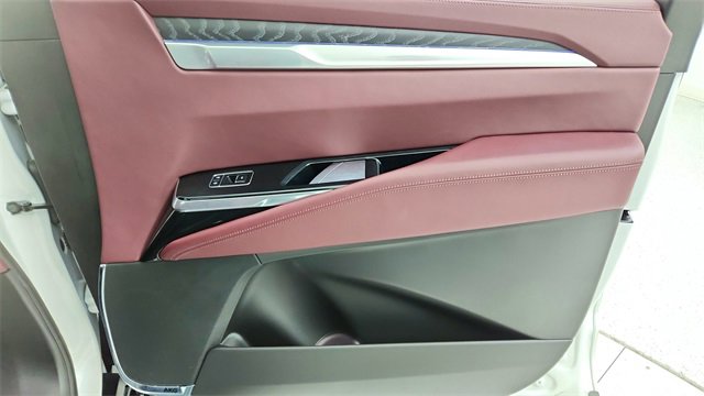 Used 2025 Cadillac Escalade Sport w/ Touring Package image 24