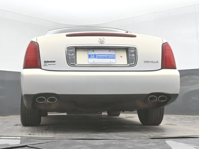 Used 2004 Cadillac De Ville w/ Equipment Group FWD image 44