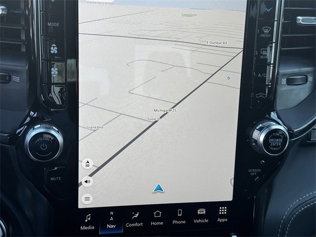 Used 2023 RAM 1500 Limited w/ Body Color Bumper Group image 32