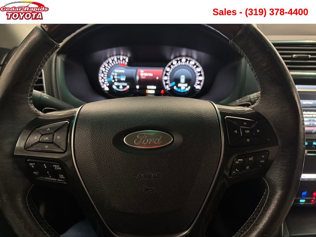 Used 2016 Ford Explorer Platinum image 15