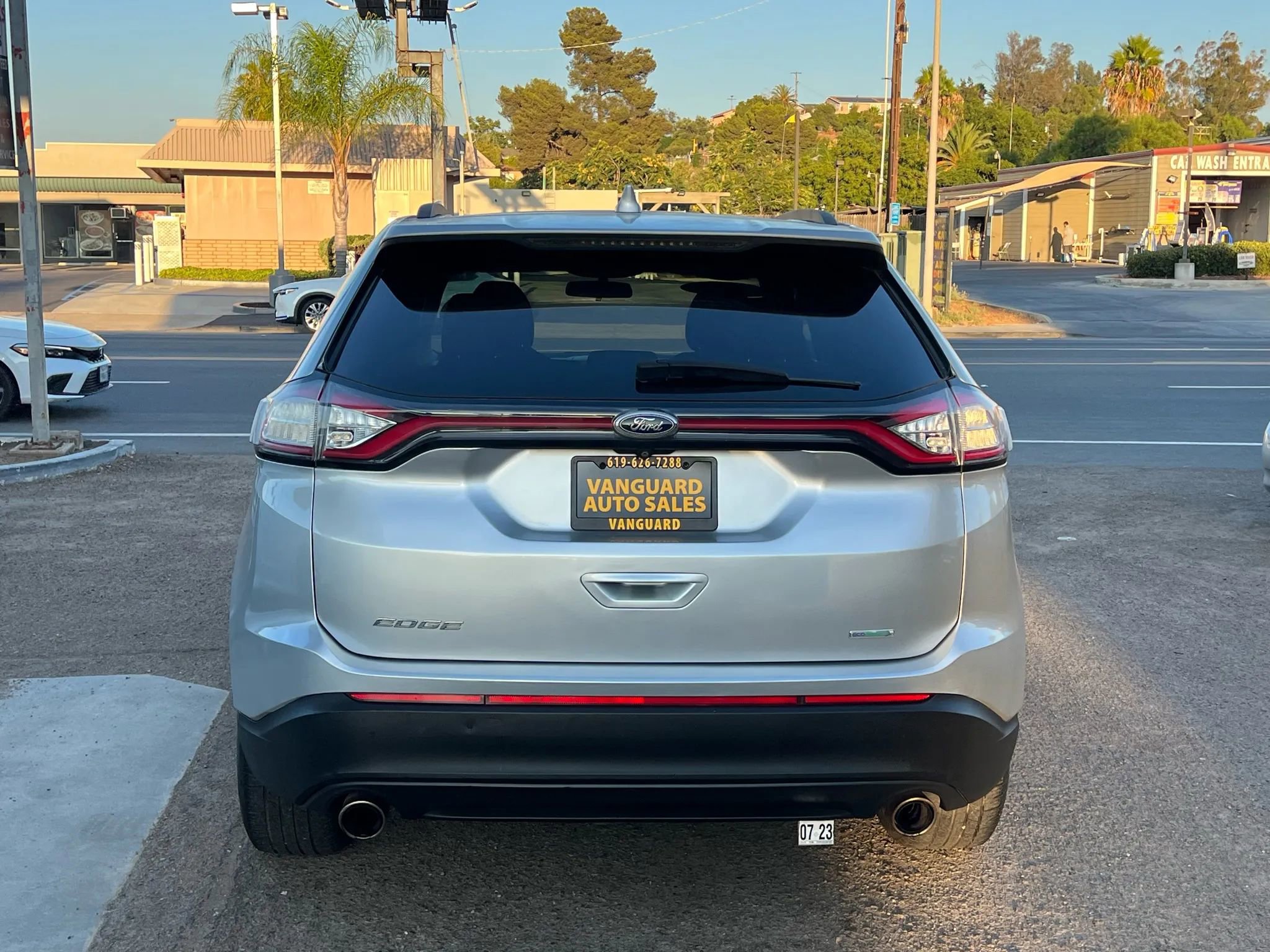 Used 2017 Ford Edge SE FWD image 40