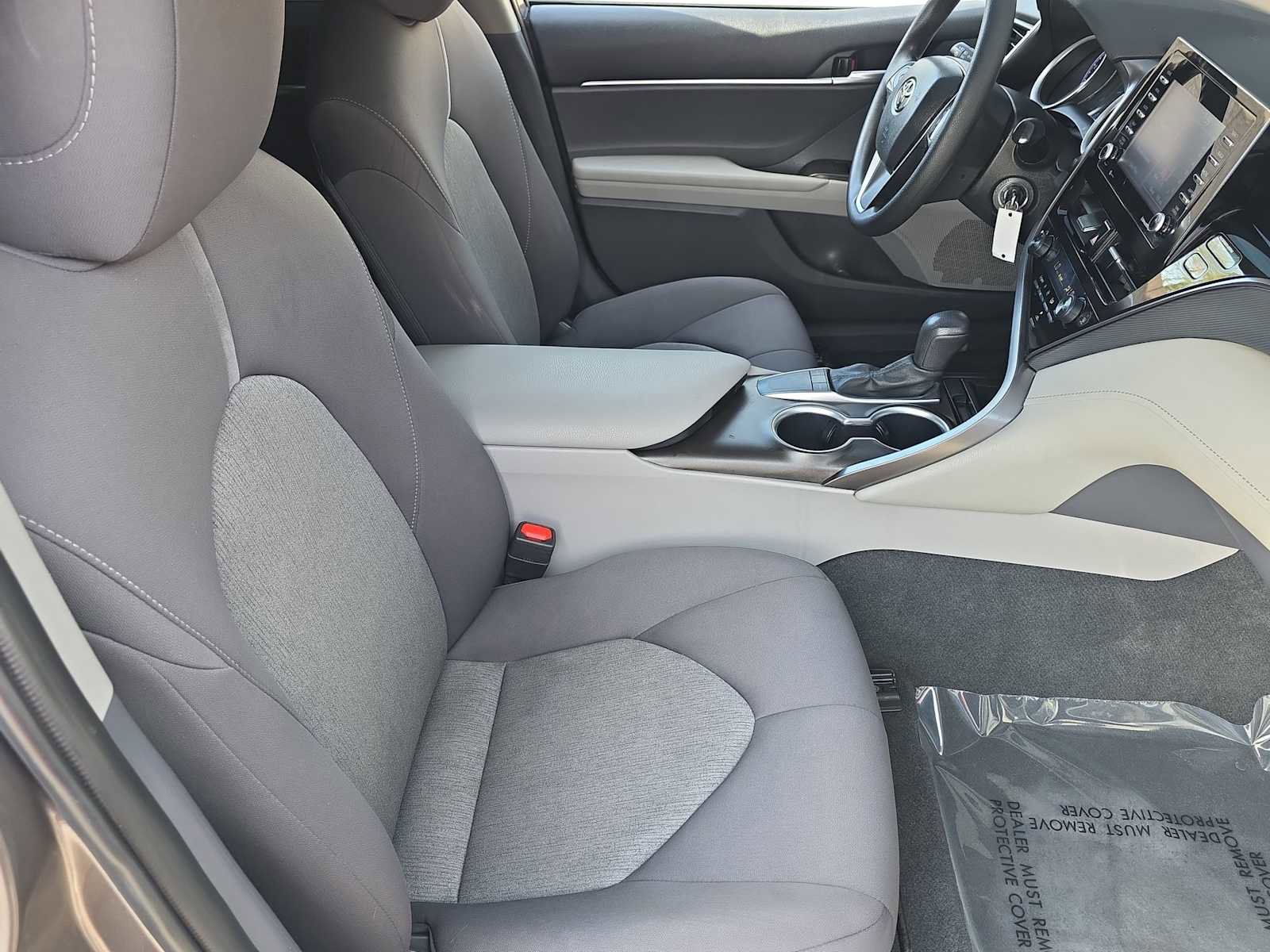Used 2024 Toyota Camry LE image 18