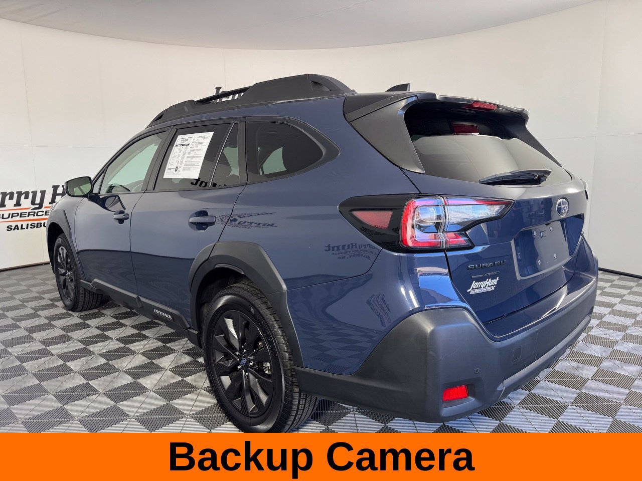 Used 2025 Subaru Outback Onyx Edition AWD/4WD image 10