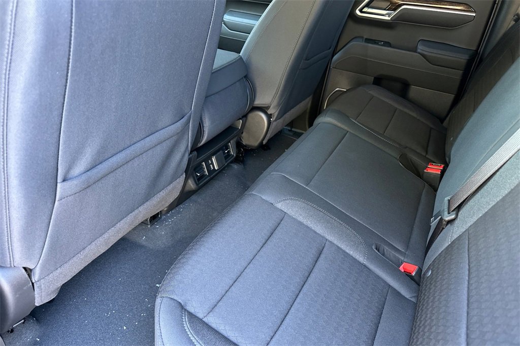 New 2025 GMC Sierra 1500 SLE image 10