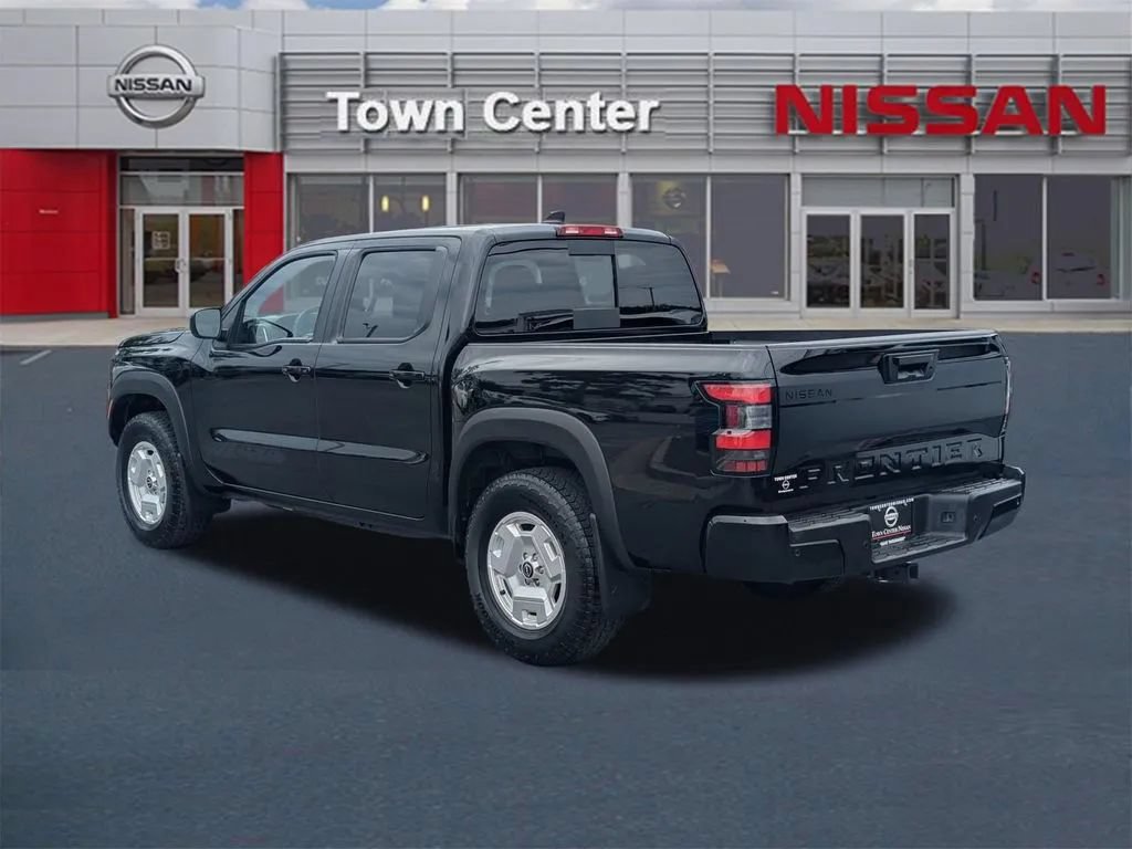 Certified 2024 Nissan Frontier SV w/ Hardbody Edition AWD/4WD image 5