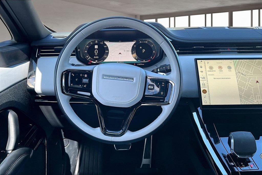 Used 2024 Land Rover Range Rover Sport Dynamic SE image 5