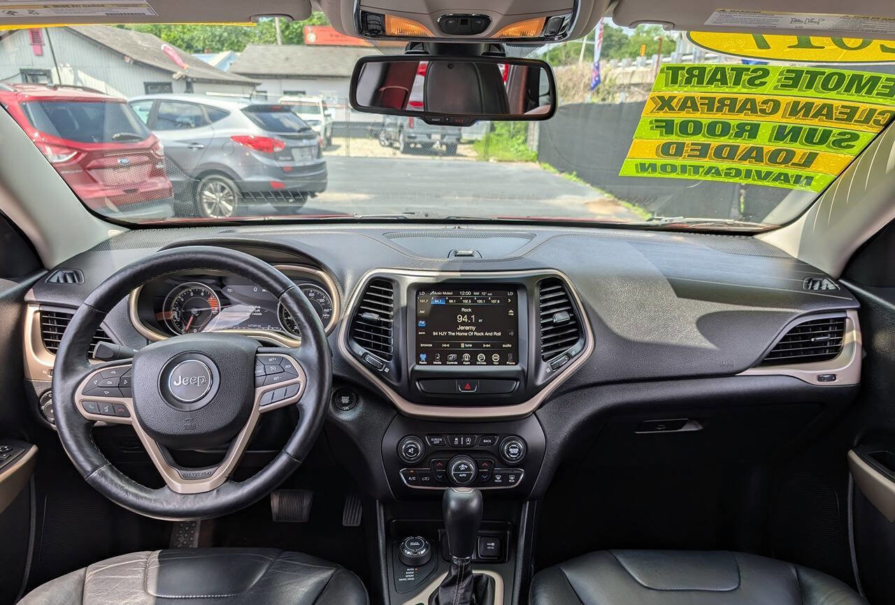 Used 2017 Jeep Cherokee Limited image 17