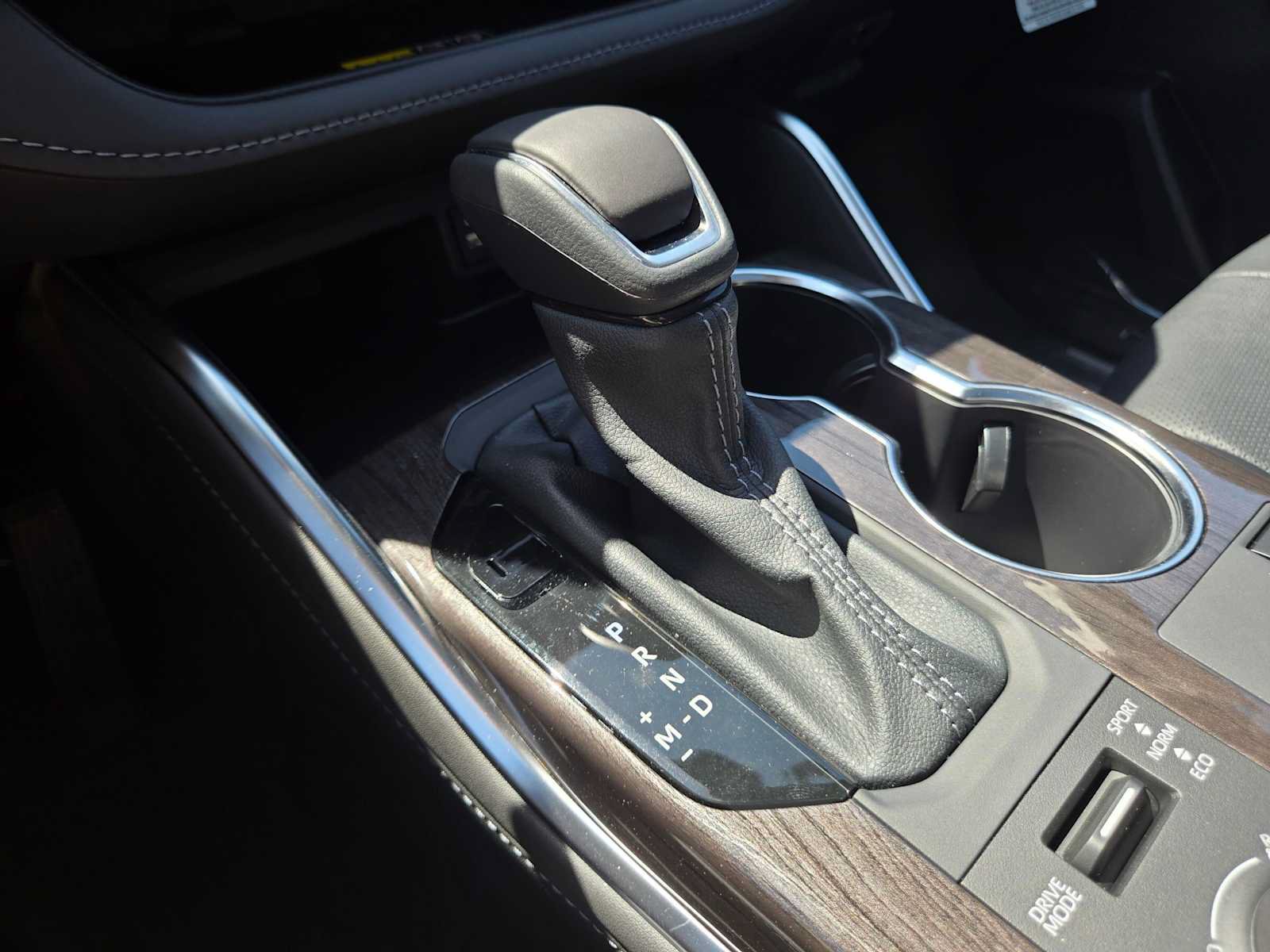 New 2026 Toyota Highlander Platinum AWD/4WD image 40