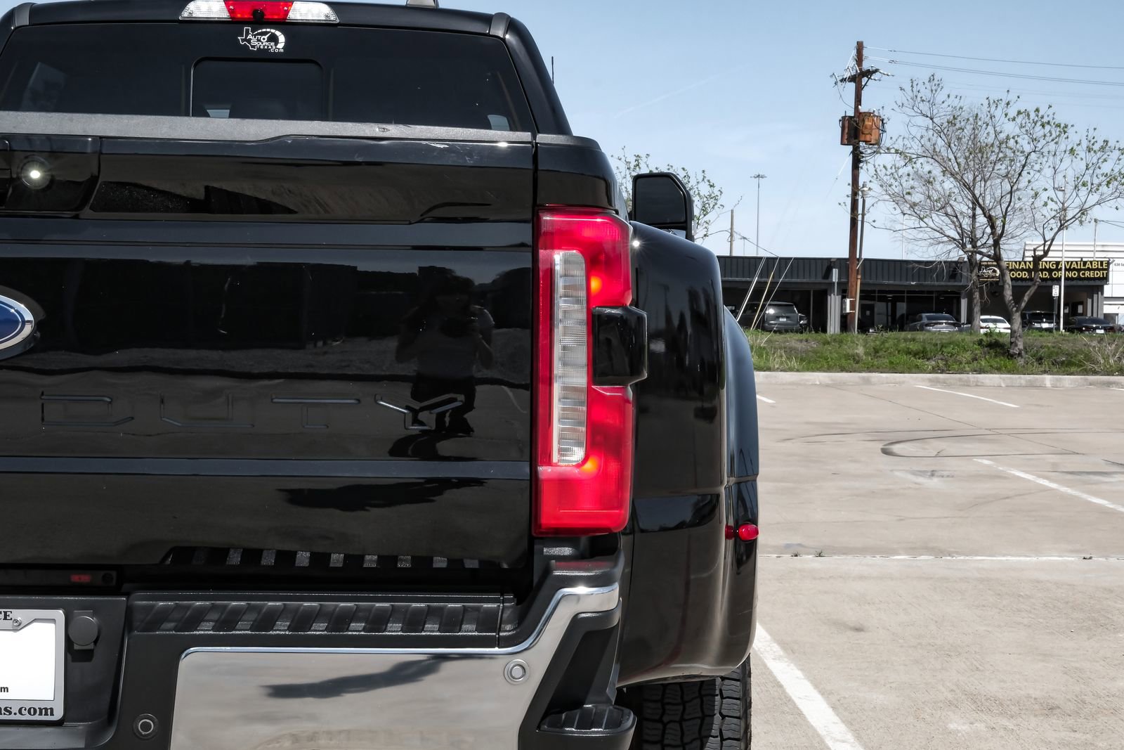 Used 2023 Ford F350 Lariat image 51