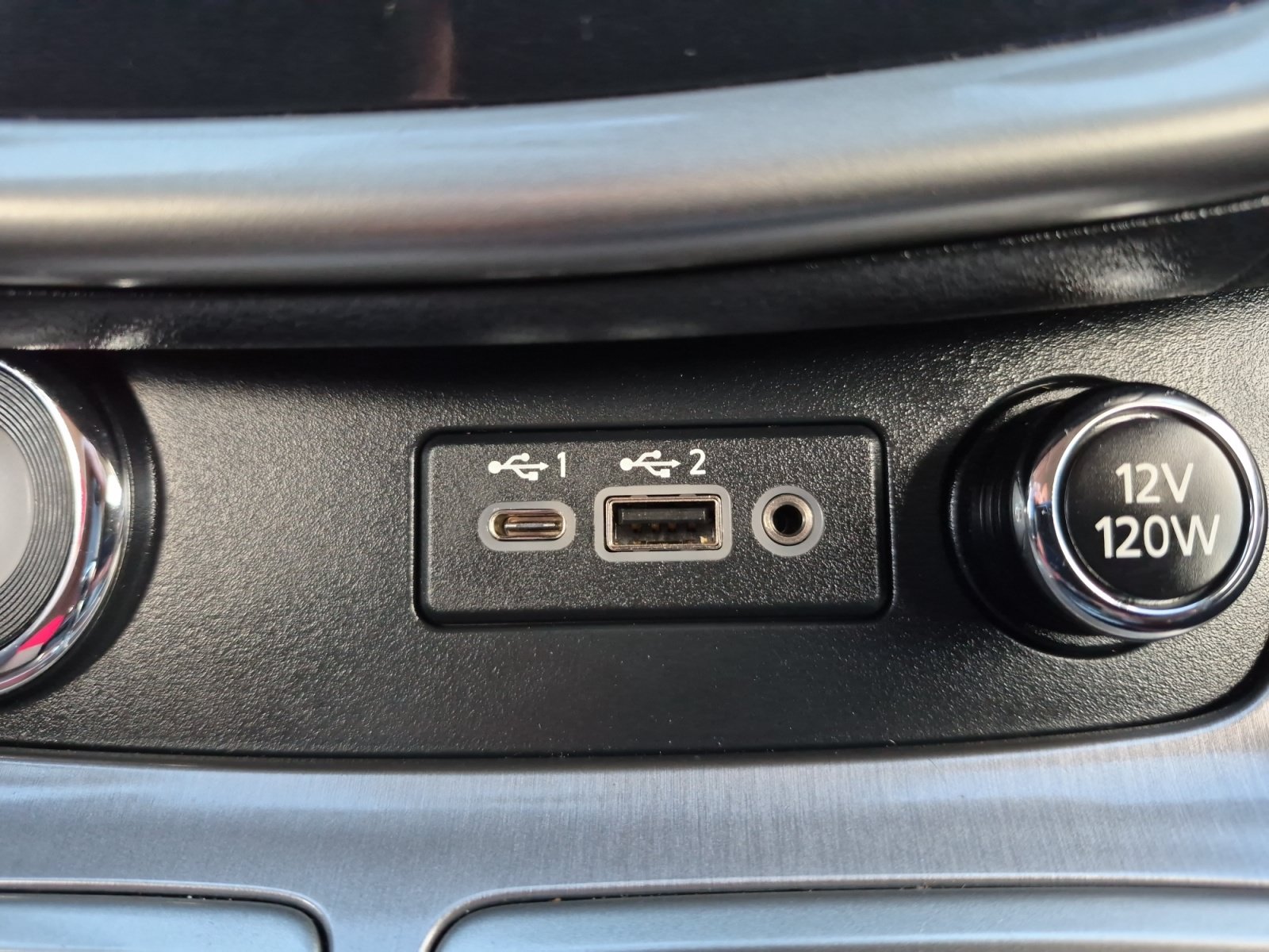 Used 2024 Nissan Murano SV FWD image 19