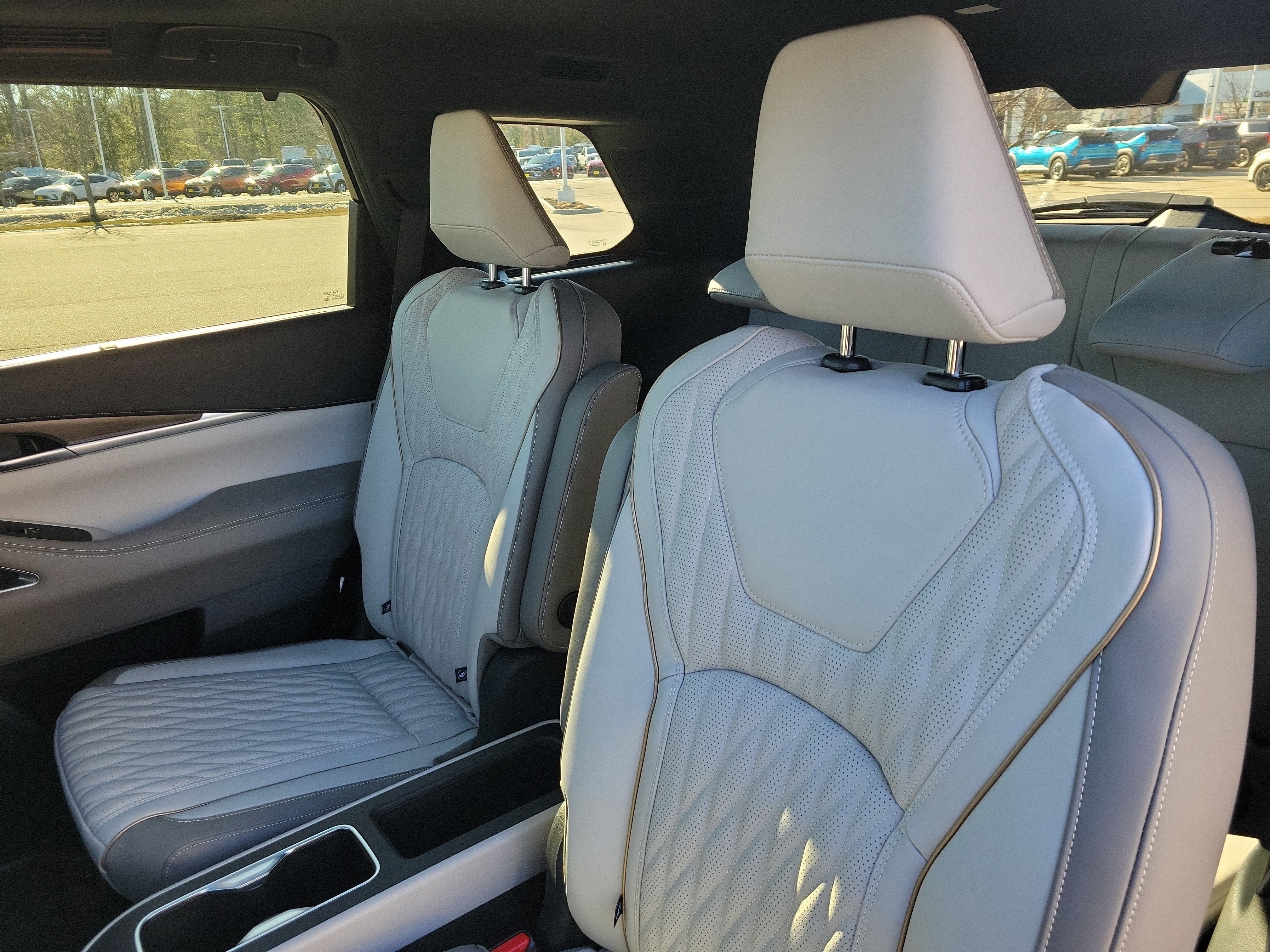 New 2026 INFINITI QX60 Autograph w/ Dark Cargo Package image 28