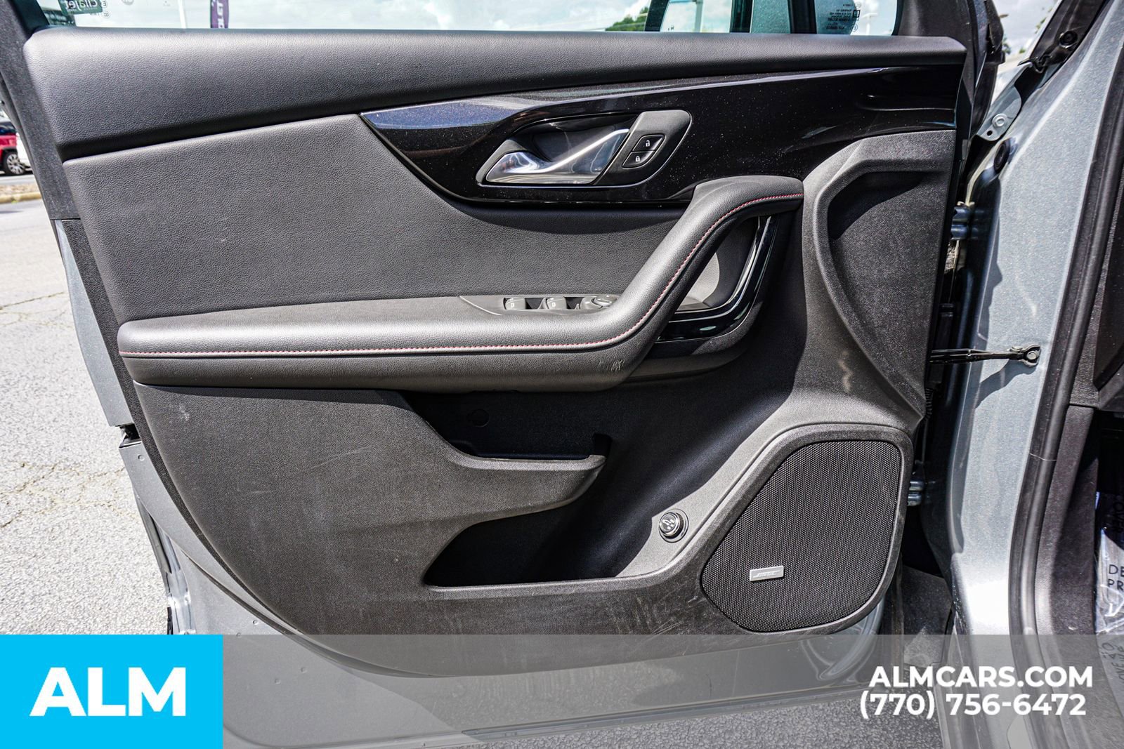 Used 2025 Chevrolet Blazer RS FWD image 57