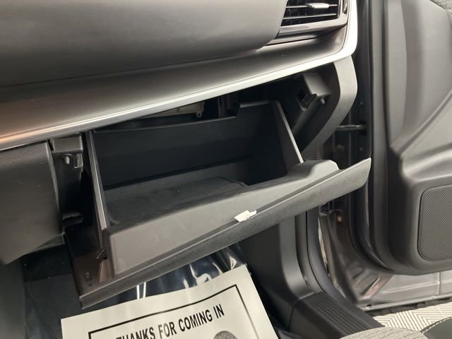 Used 2023 Nissan Rogue SV image 36