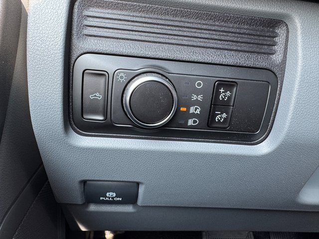 New 2025 Ford F250 XLT image 11