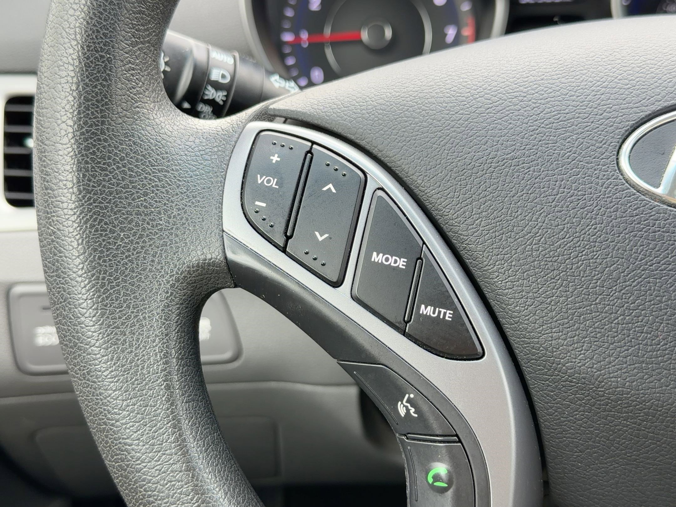 Used 2015 Hyundai Elantra SE w/ Option Group 02 image 14