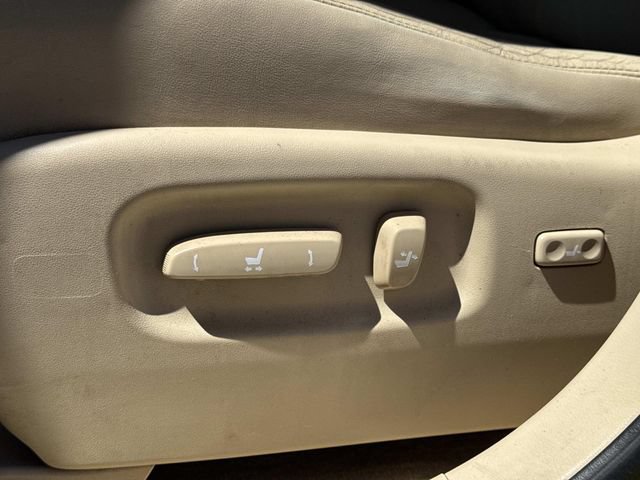 Used 2013 Lexus RX 350 AWD w/ Premium Pkg image 19