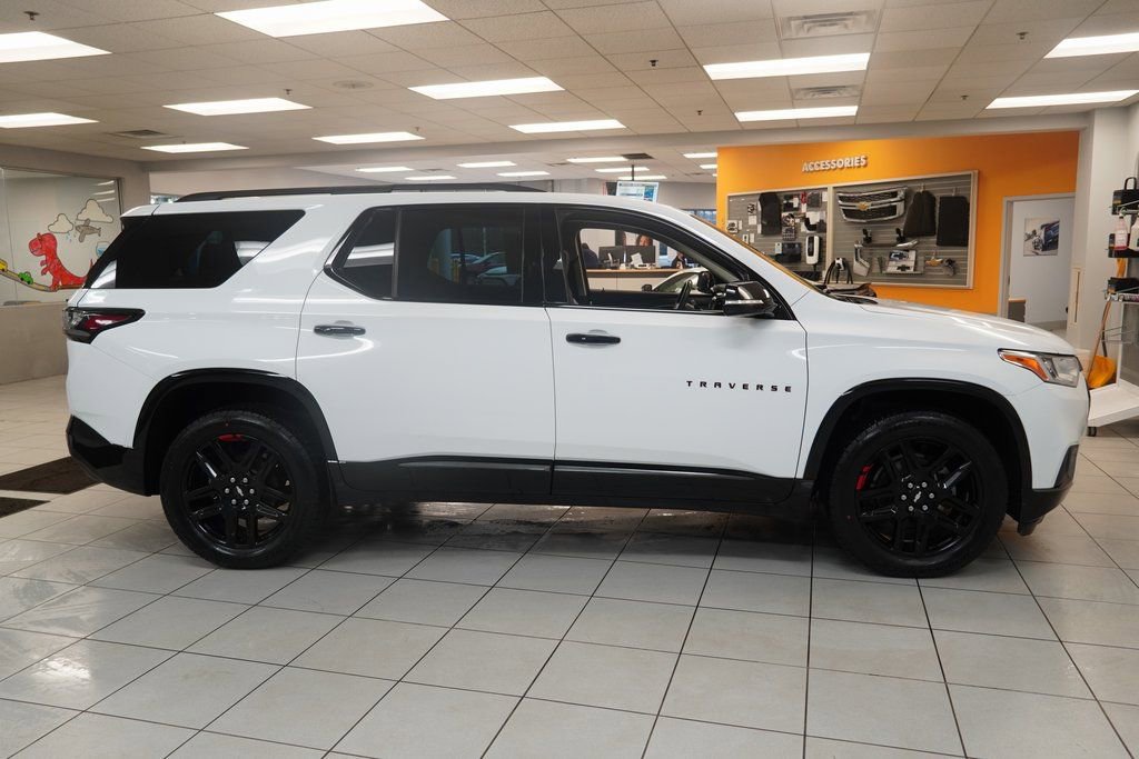 Used 2019 Chevrolet Traverse Premier w/ Redline Edition image 13