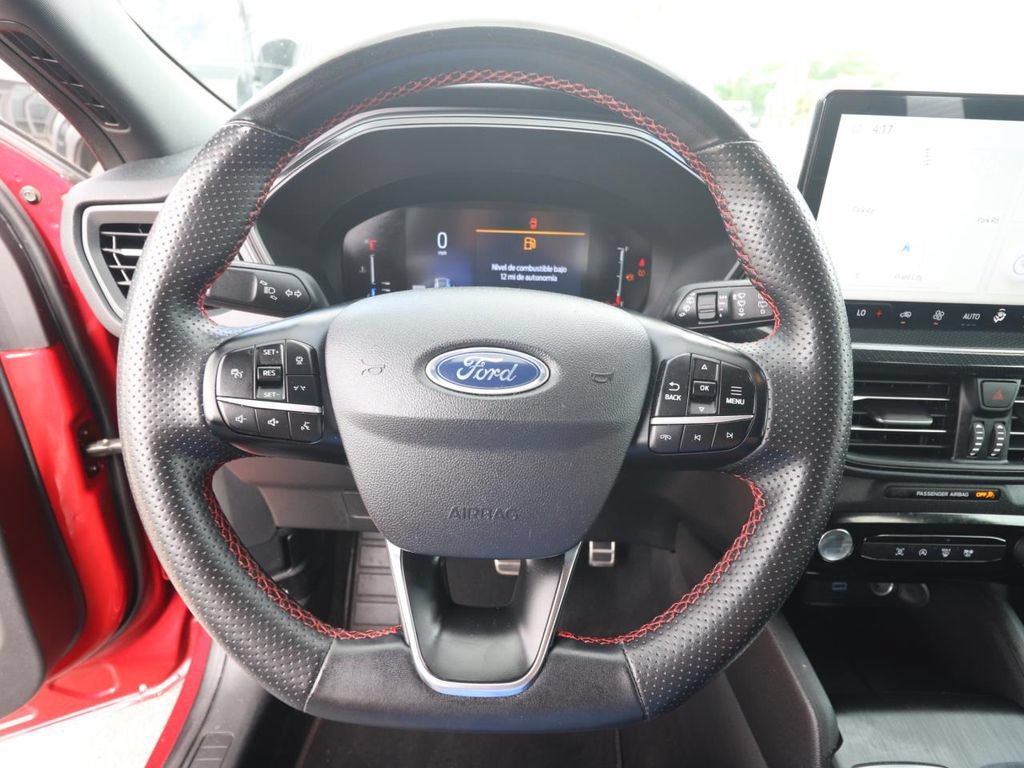 Used 2023 Ford Escape ST-Line w/ Tech Pack #1 FWD image 17