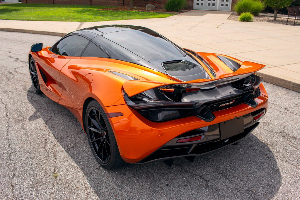 Used 2018 McLaren 720S Performance RWD image 18