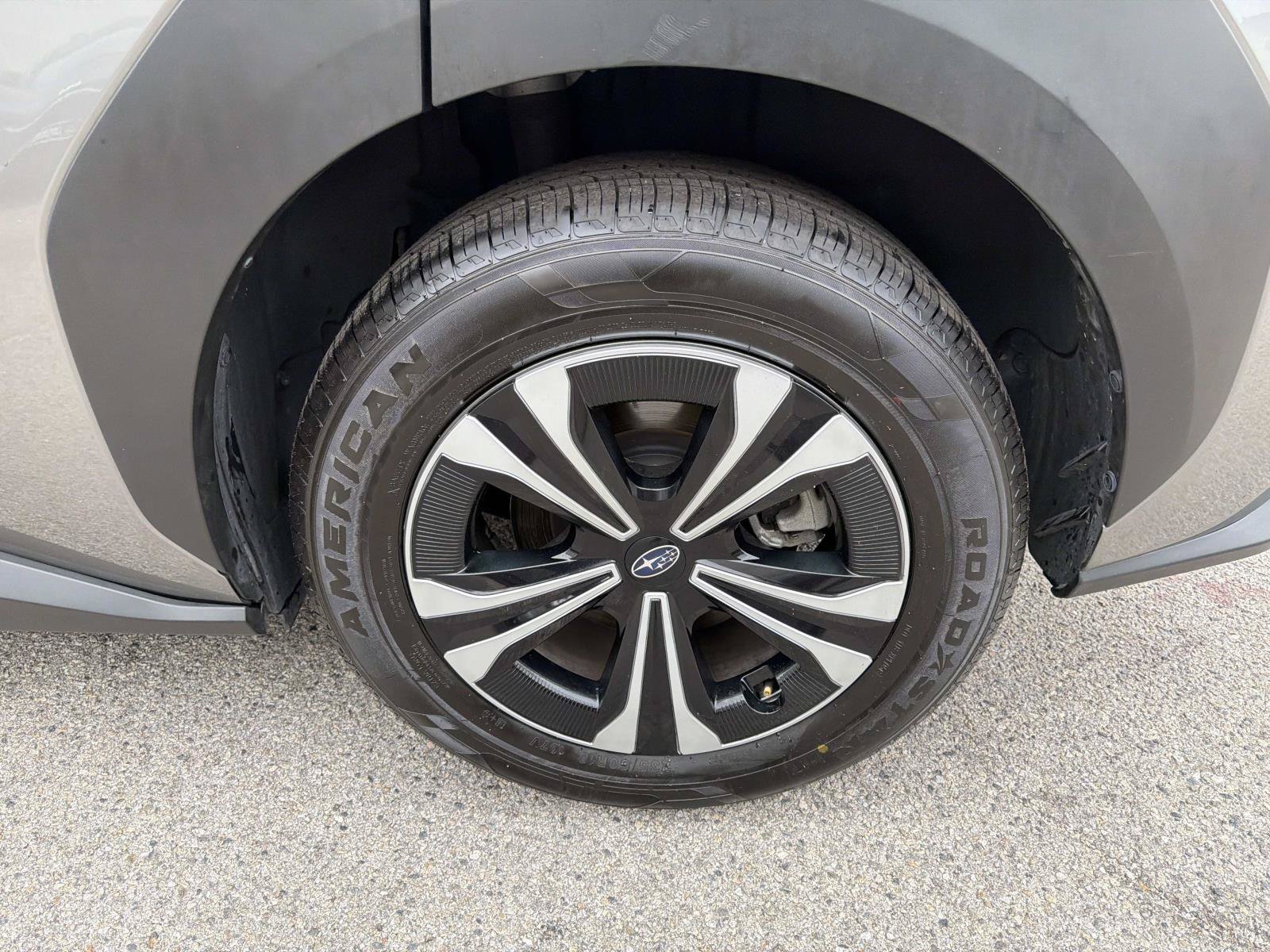Used 2023 Subaru Solterra AWD image 6