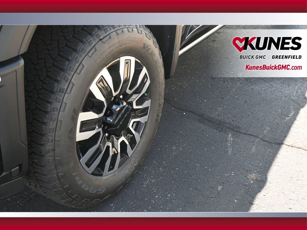 New 2026 GMC Sierra 3500 Denali Ultimate AWD/4WD image 14