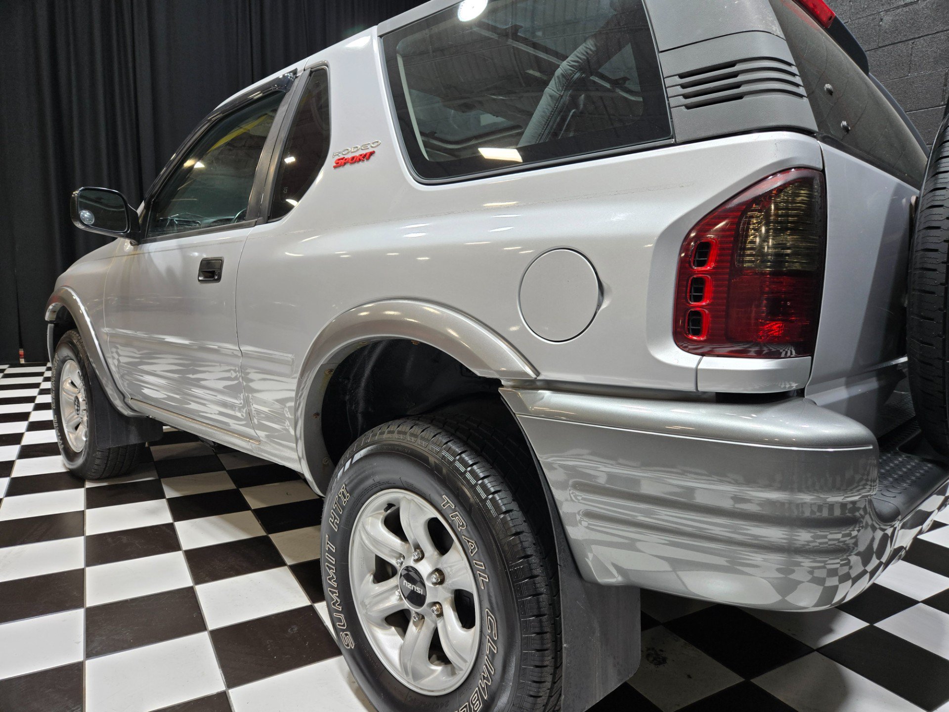Used 2002 Isuzu Rodeo Sport RWD image 27