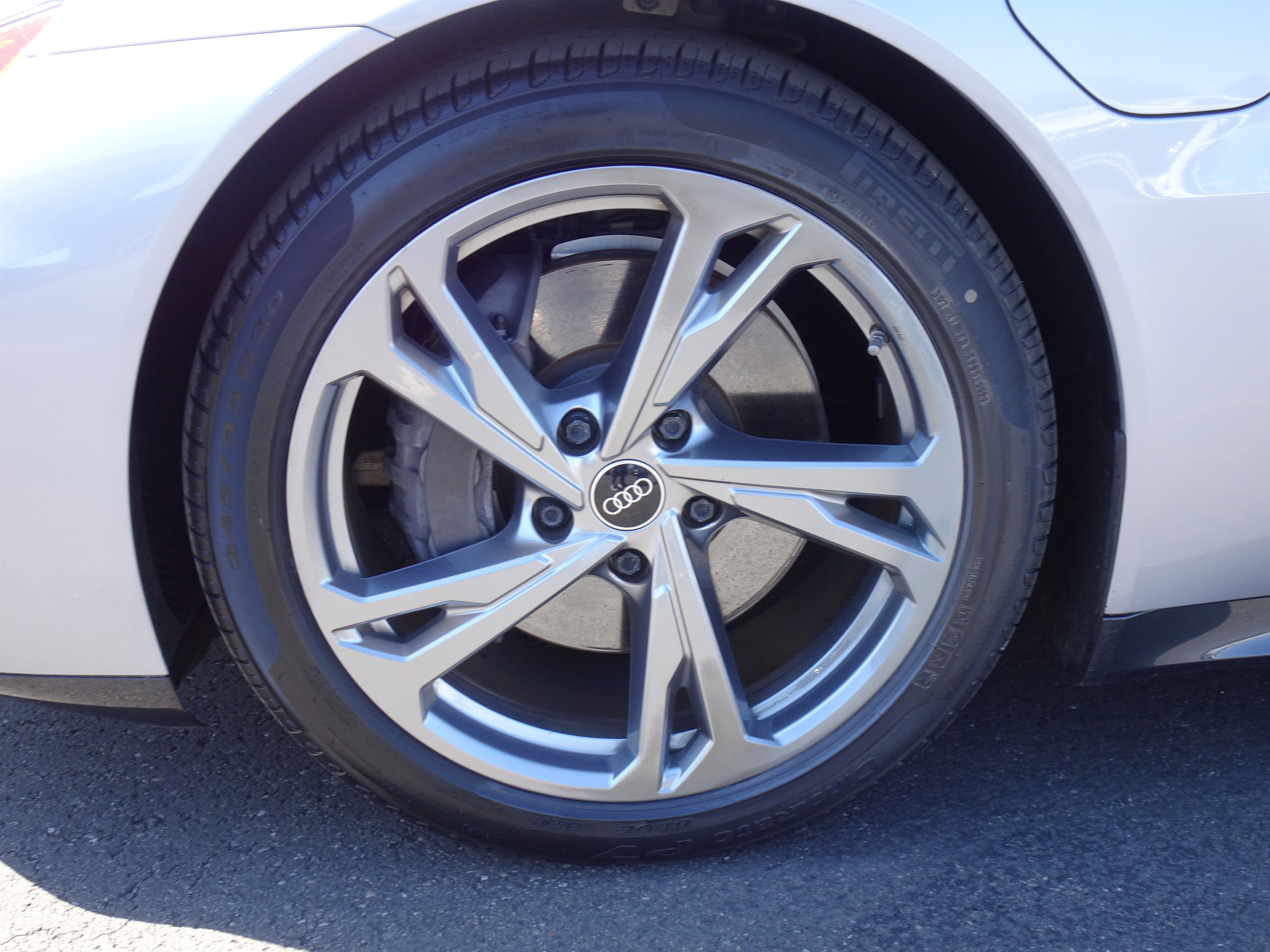 Certified 2022 Audi e-tron GT Premium Plus AWD/4WD image 8