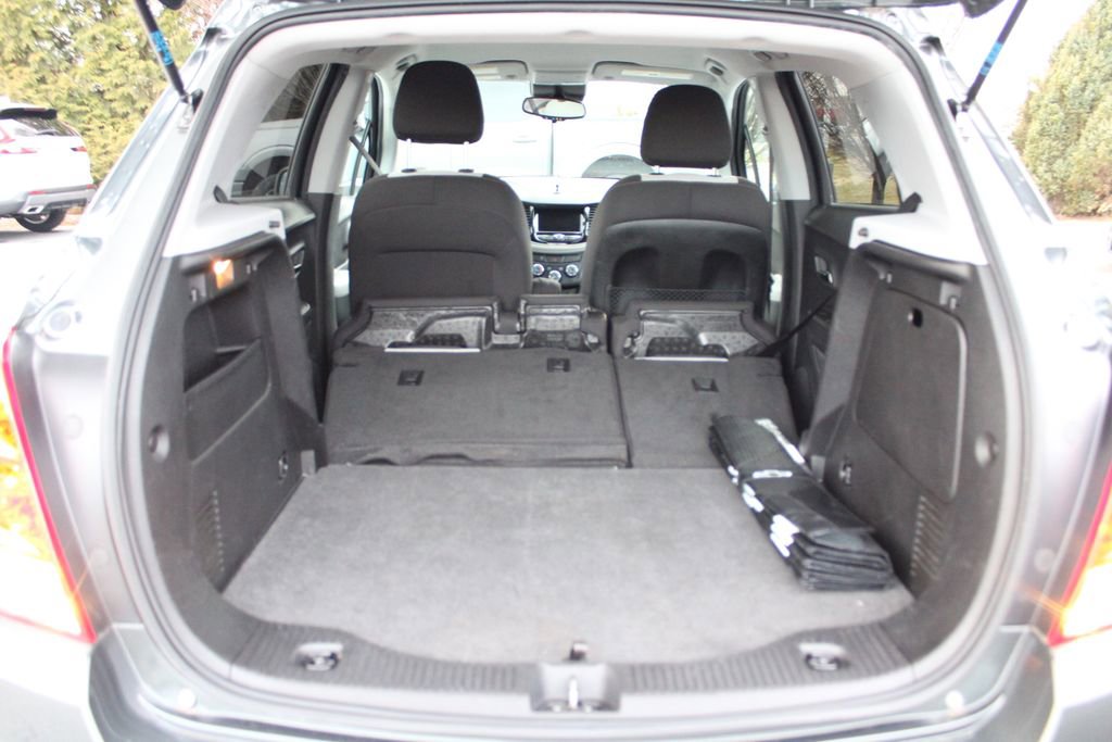 Used 2020 Chevrolet Trax LS w/ Tint and Cruise Package image 26