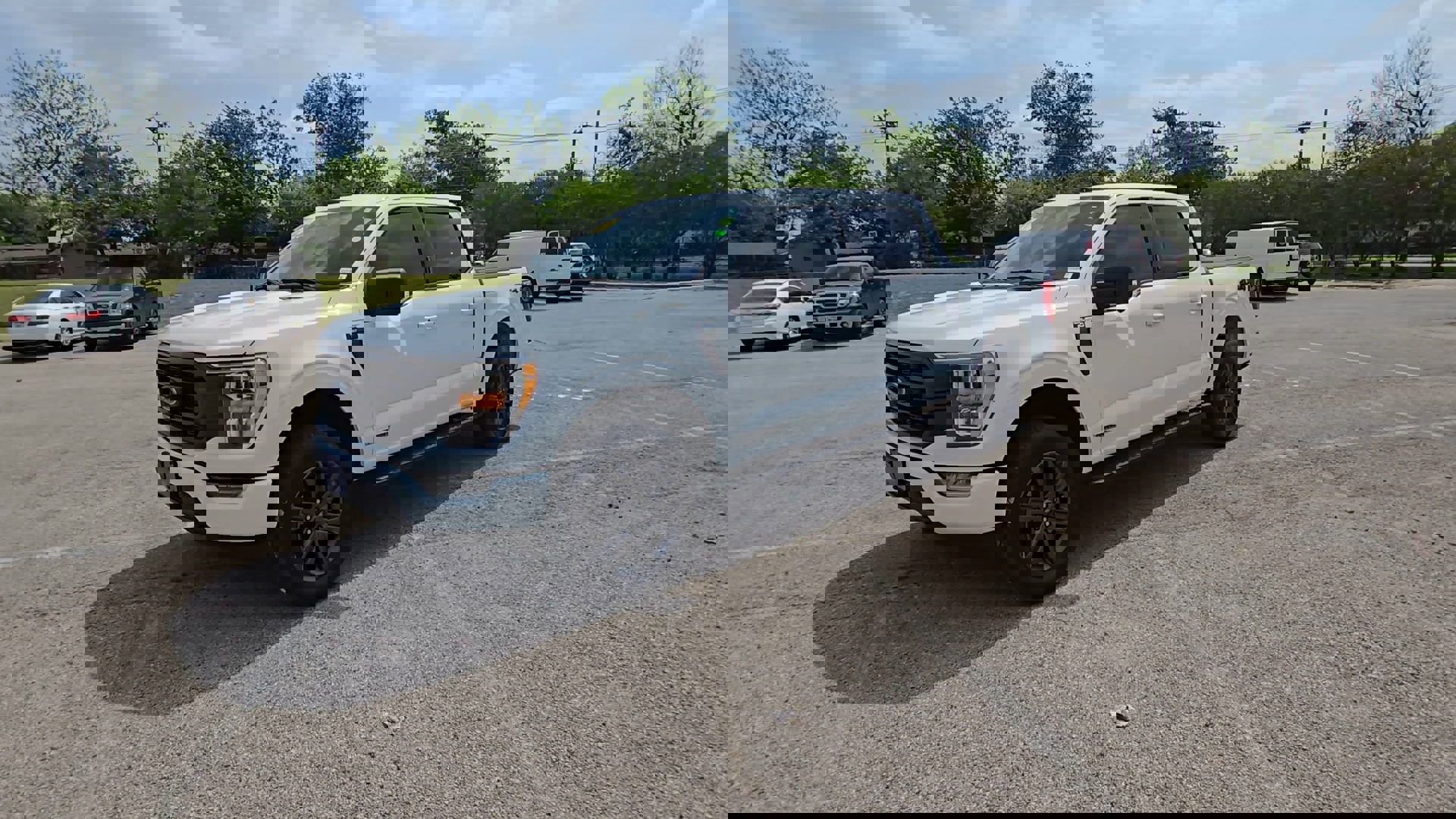 Certified 2023 Ford F150 XLT w/ Equipment Group 302A High image 4