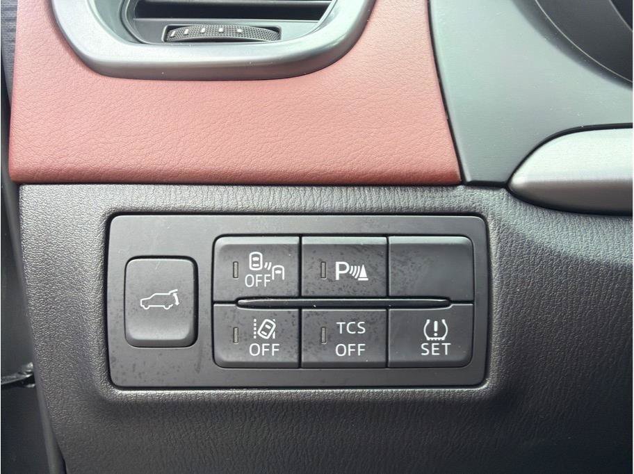 Used 2016 MAZDA CX-9 Signature AWD/4WD image 18