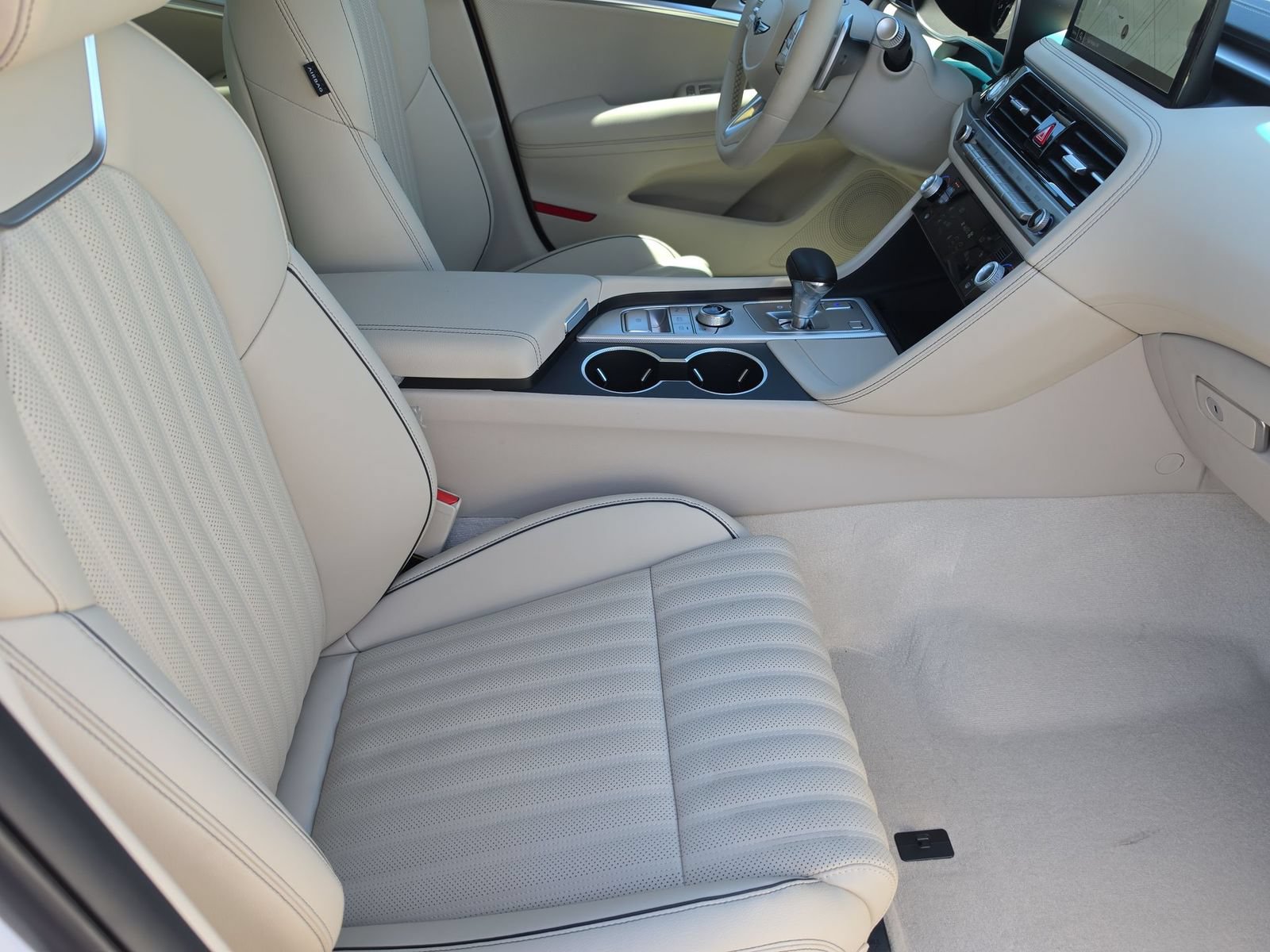 Certified 2026 Genesis G70 2.5T Prestige AWD/4WD image 18