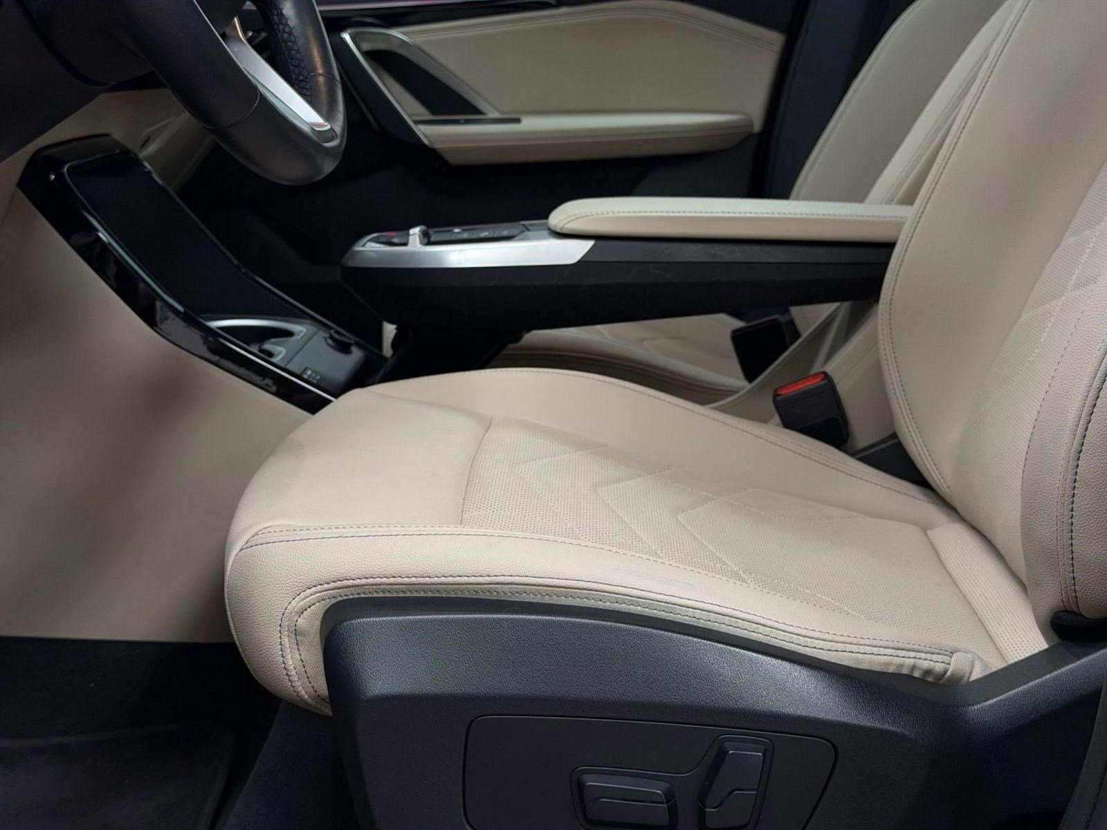 Certified 2023 BMW X1 xDrive28i w/ Convenience Package AWD/4WD image 14