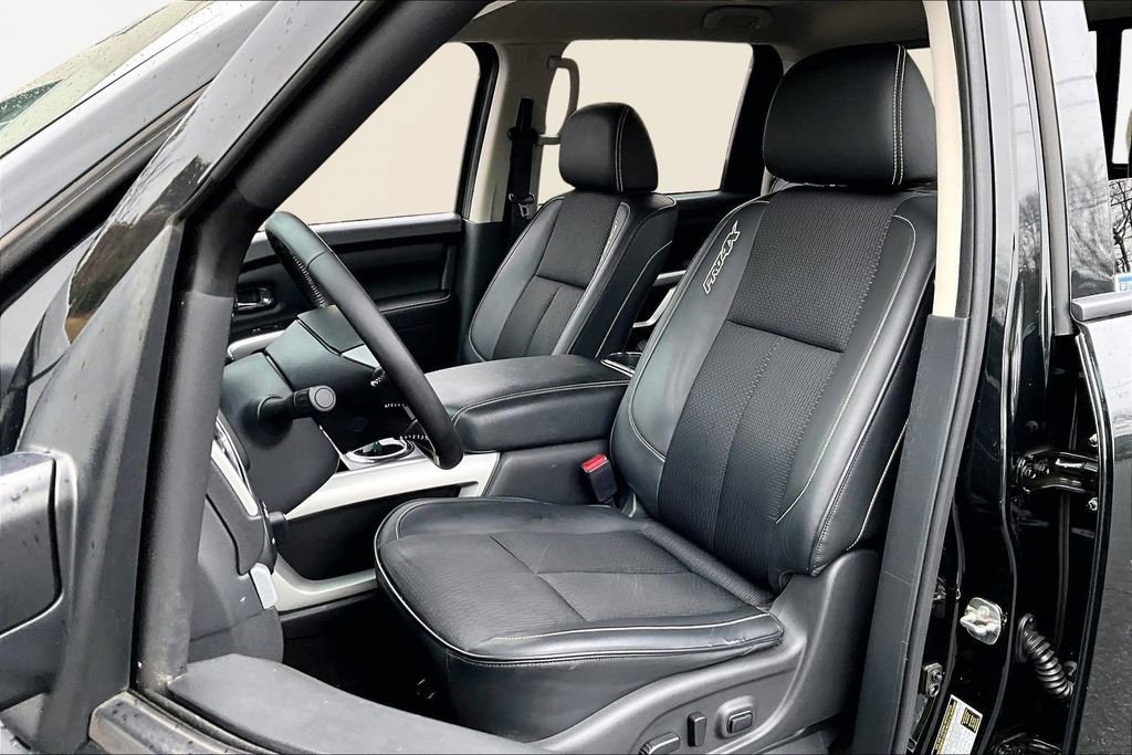 Used 2019 Nissan Titan PRO-4X image 20
