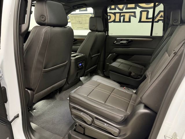 New 2026 Chevrolet Suburban High Country image 24