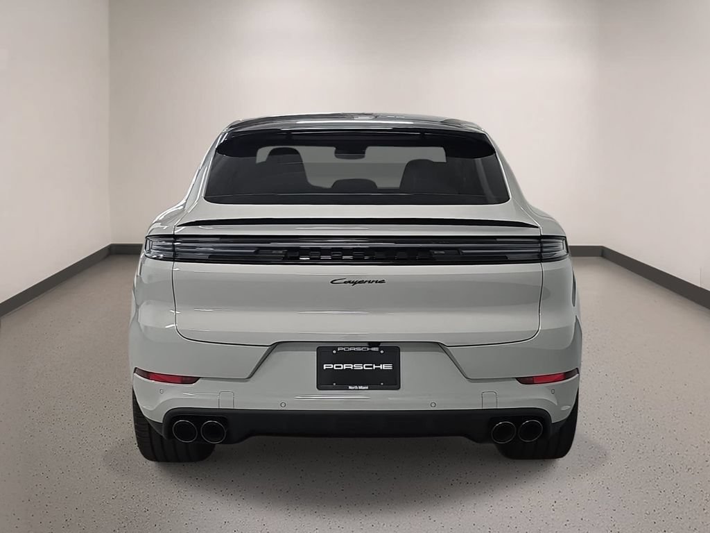 New 2026 Porsche Cayenne Coupe AWD/4WD image 6
