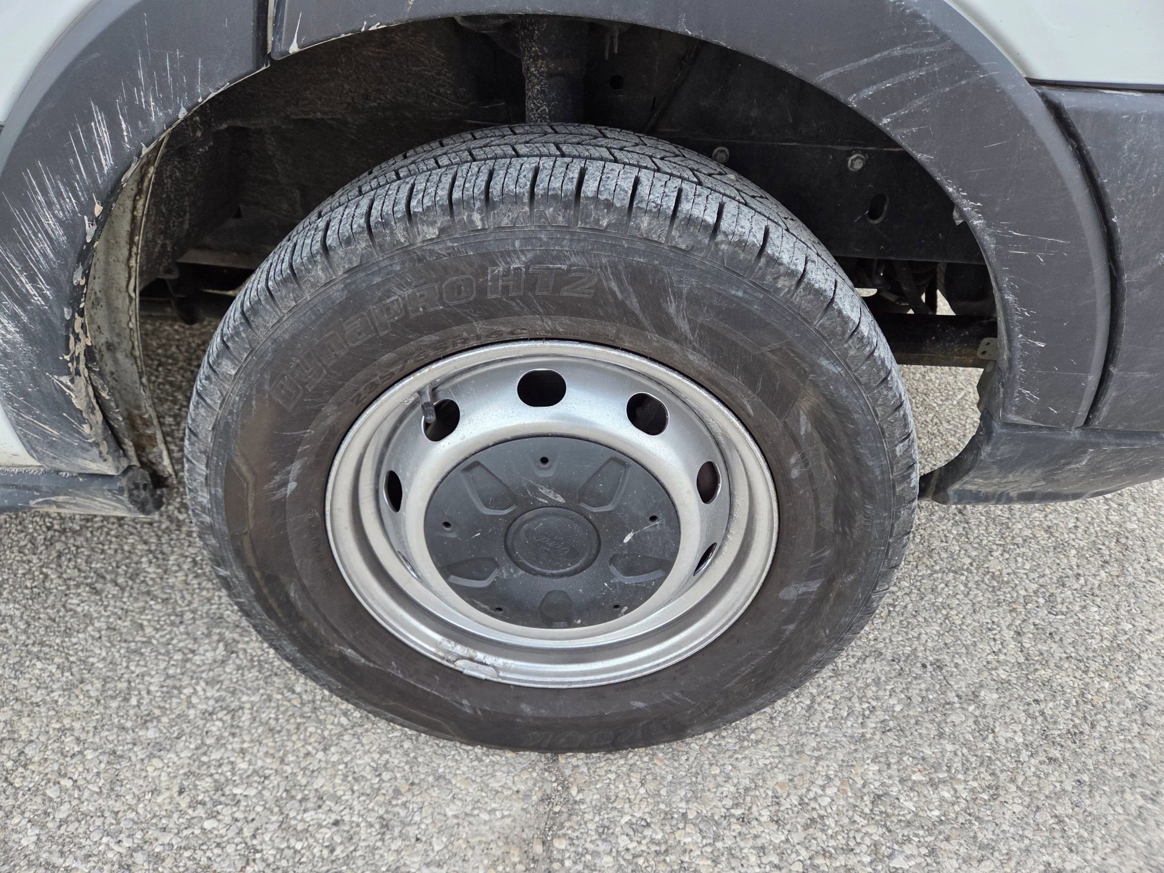 Used 2019 Ford Transit 250 148 Low Roof image 9