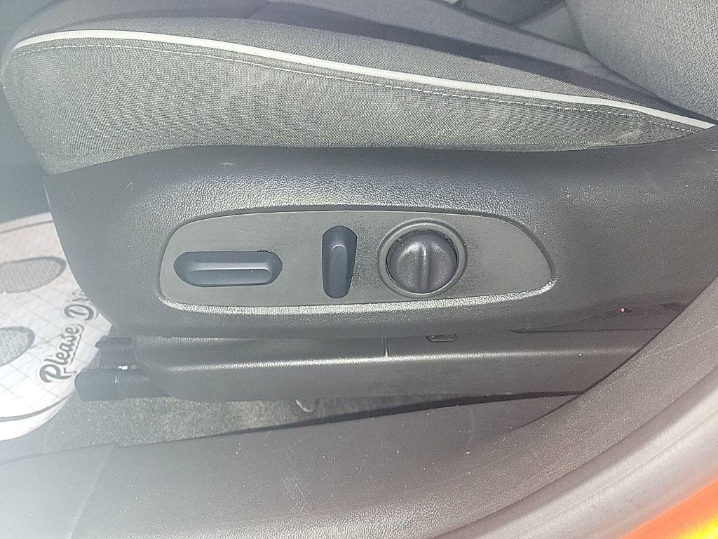 Certified 2023 Chevrolet TrailBlazer LT w/ Convenience Package image 23