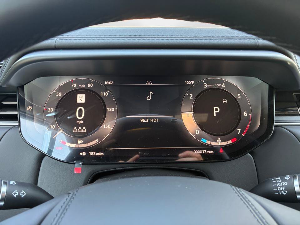 New 2027 Land Rover Range Rover Sport SE AWD/4WD image 11