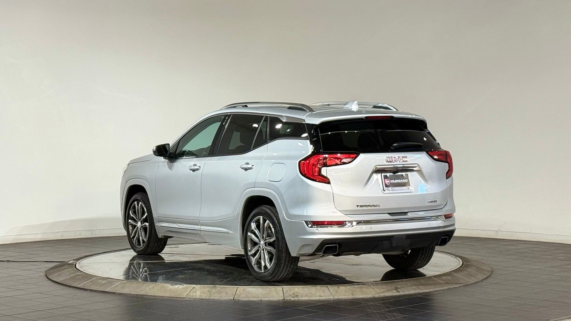 Used 2019 GMC Terrain Denali w/ Advanced Safety Package AWD/4WD image 7
