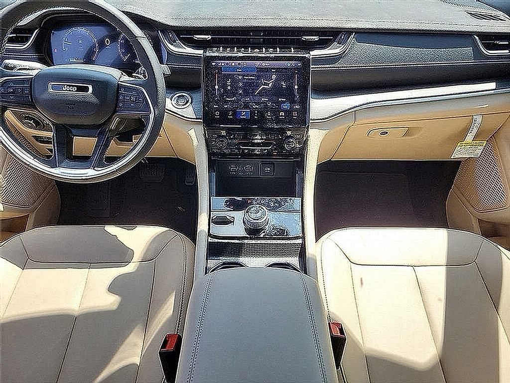New 2024 Jeep Grand Cherokee L Limited AWD/4WD image 13